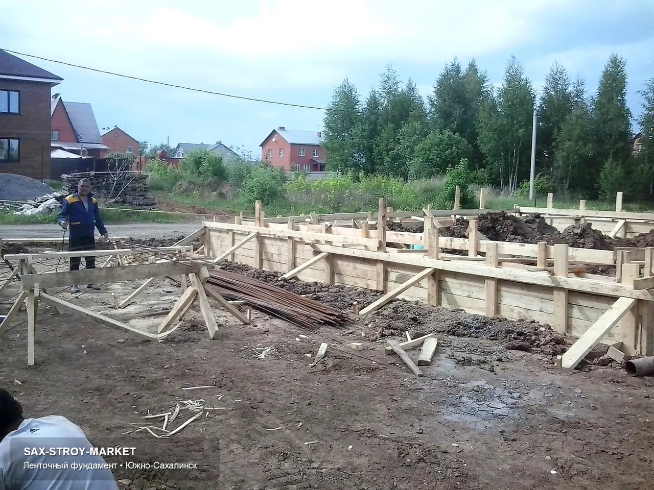 Подготовка основания на Сахалине: периметр работ, переход к стенам и учет сахалинской влаги.