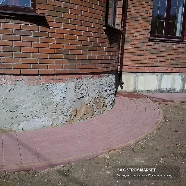 Брусчатка и тротуарная плитка: фото мощения участка — Южно-Сахалинск, Сах-Строй-Маркет