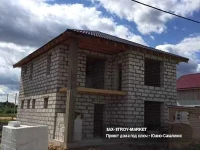 Строительство дома под ключ: частный дом, частный дом на этапе стройки — Южно-Сахалинск, Сах-Строй-Маркет