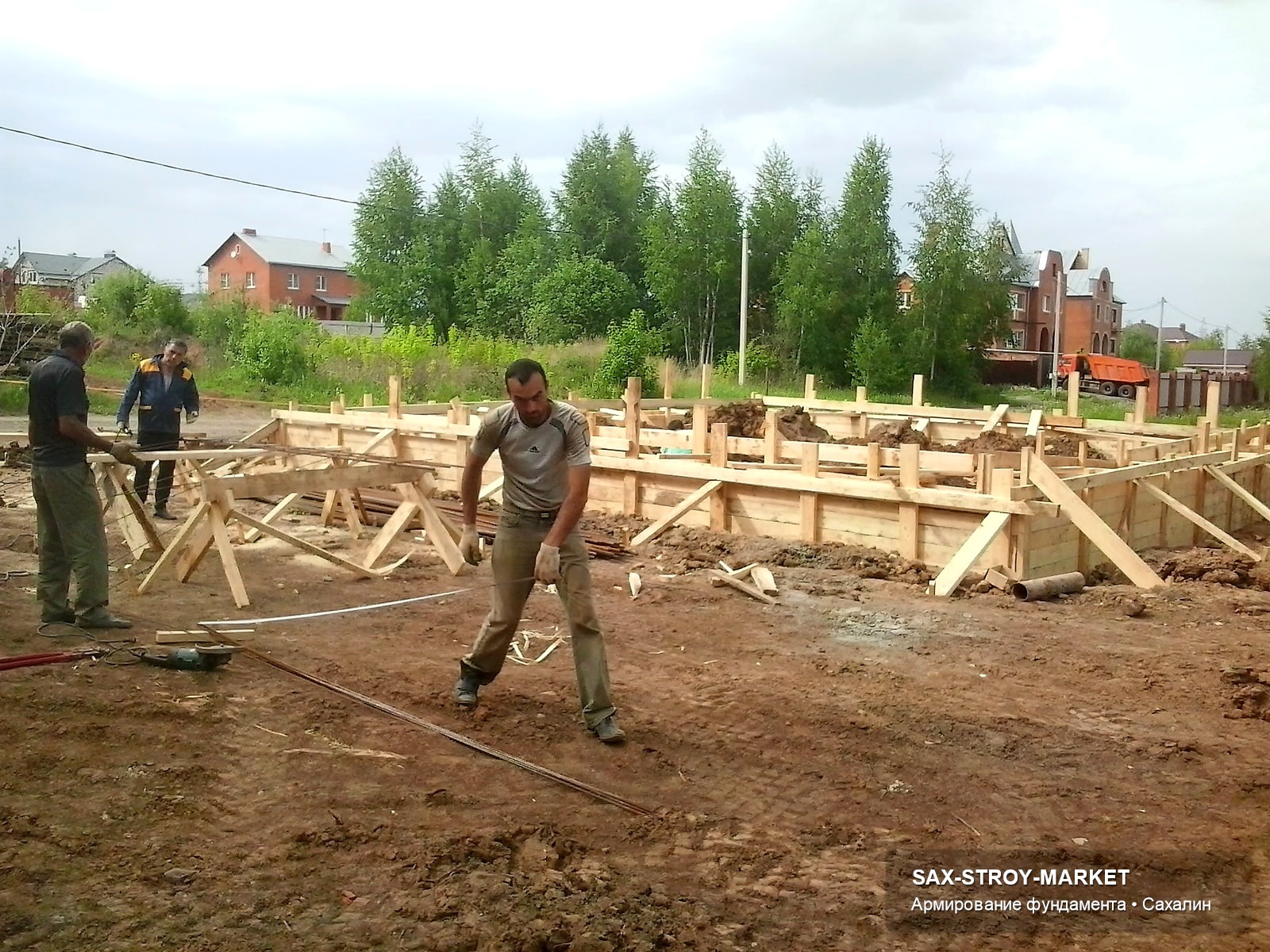 Устройство фундамента: основание под дом, бетонные работы на объекте — Южно-Сахалинск, Сах-Строй-Маркет